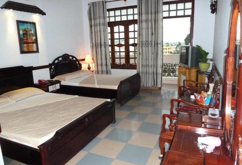 اتاق لوکس, Ca Ty