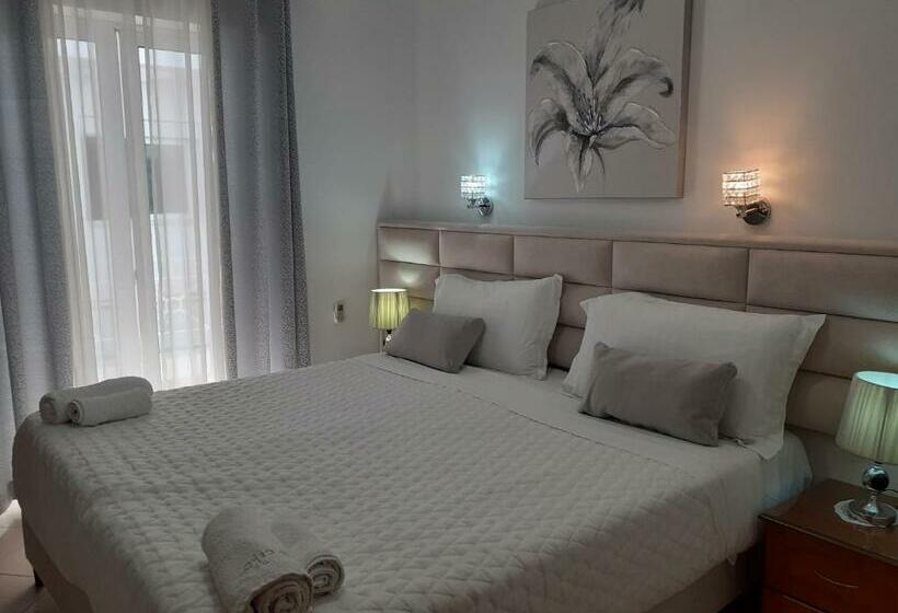 اتاق استاندارد با بالکن, Ceko