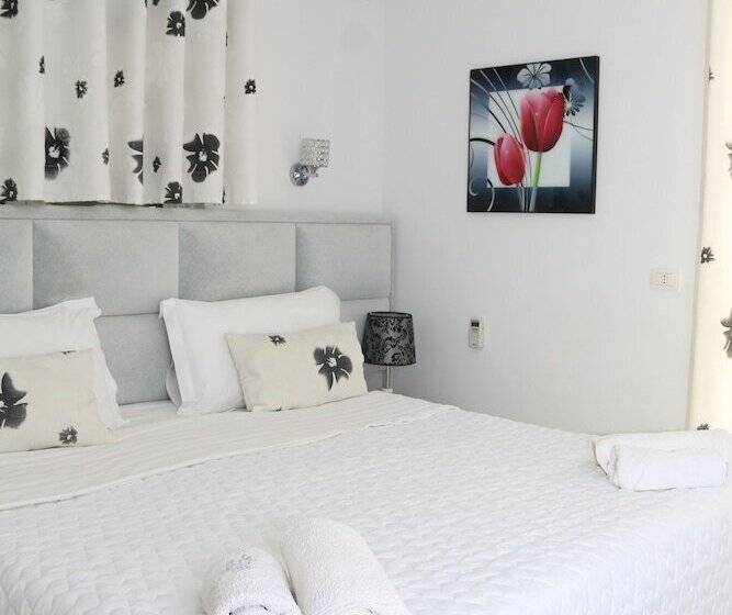 Standard Room with Balcony, Ceko
