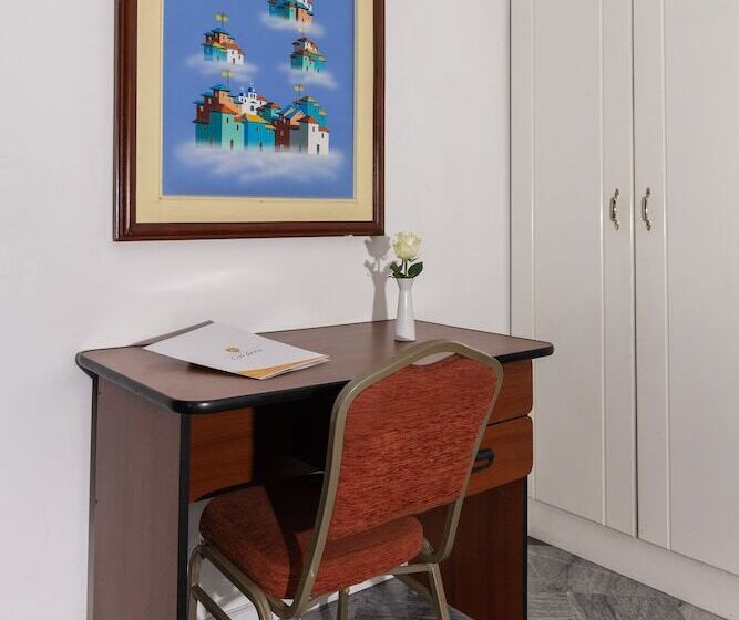 Трехместный Номер Deluxe, Cordero