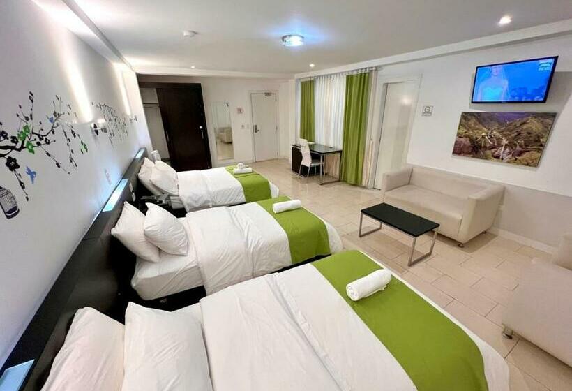 四人高级间, Destiny