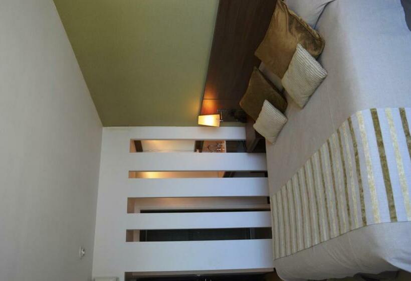 اتاق استاندارد, Estilo Mb  Villa Carlos Paz