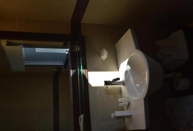 اتاق سوپریور, Estilo Mb  Villa Carlos Paz