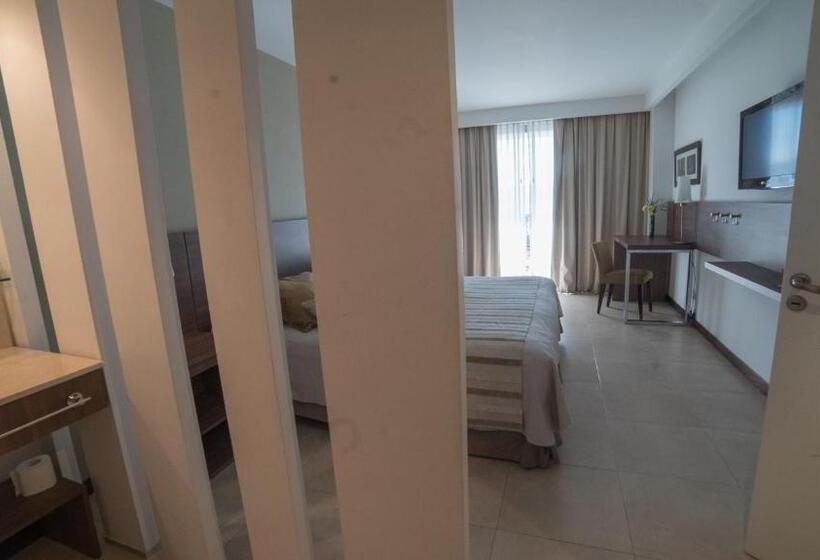 اتاق استاندارد چهار تخته, Estilo Mb  Villa Carlos Paz