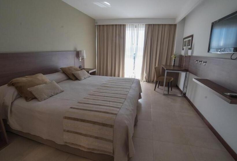 اتاق استاندارد چهار تخته, Estilo Mb  Villa Carlos Paz