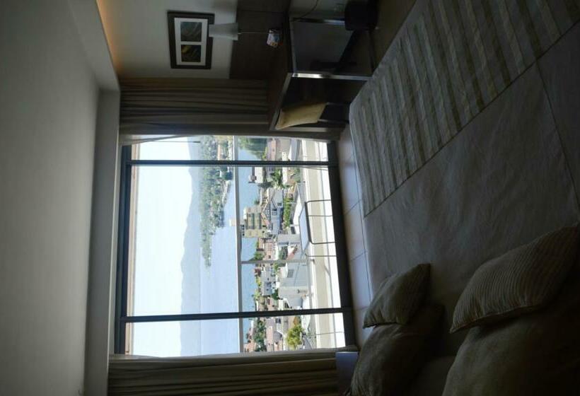 اتاق استاندارد, Estilo Mb  Villa Carlos Paz