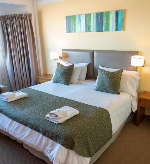 스탠다드 룸 킹사이즈 침대, Fonte Arcada