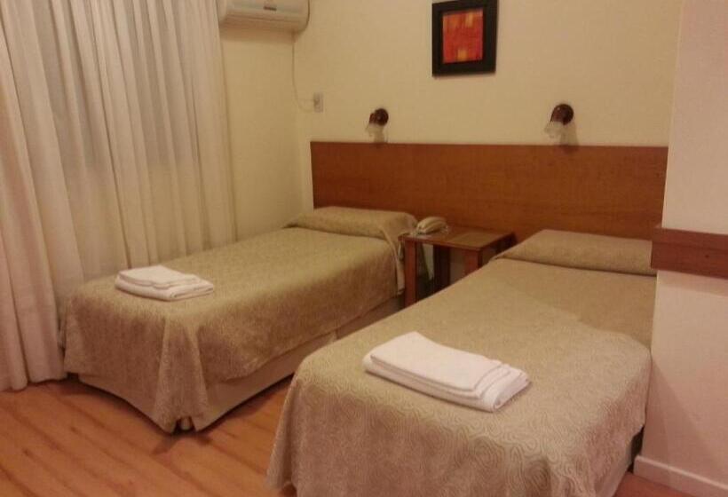 Номер Стандарт Трехместный, Grand