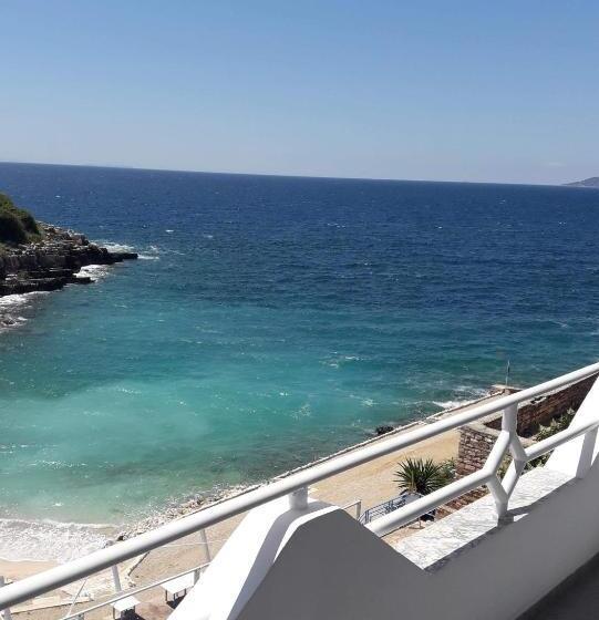 Triple Room Sea View, Heaven Beach Sarandë