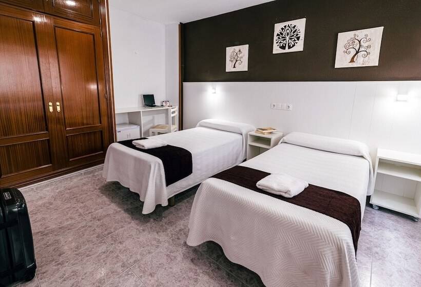 Номер Стандарт, Hostal Gran Vía