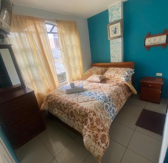 Standardrum, Hostal Grand Rio