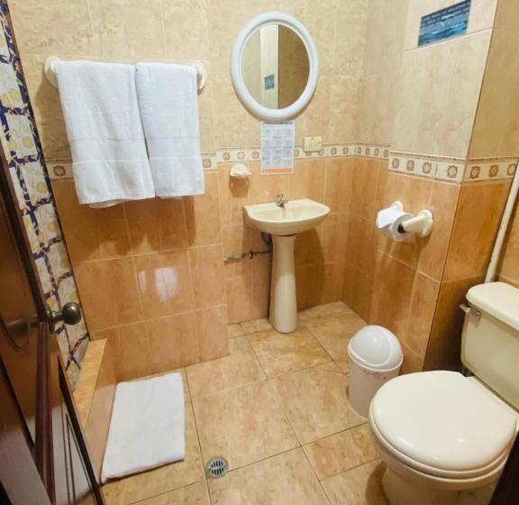 Standardrum, Hostal Grand Rio
