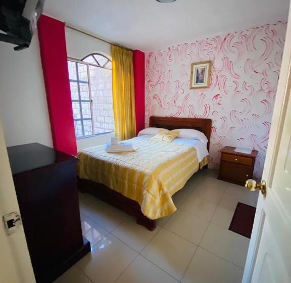 Standardrum, Hostal Grand Rio