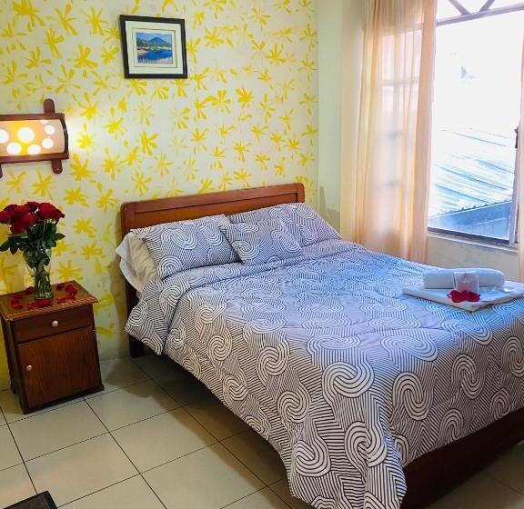 Standardrum, Hostal Grand Rio