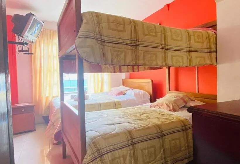 スタンダード４人部屋, Hostal Grand Rio