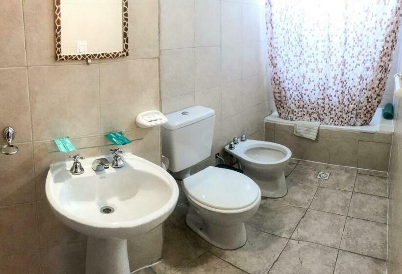 חדר סטנדרט, Mustapic