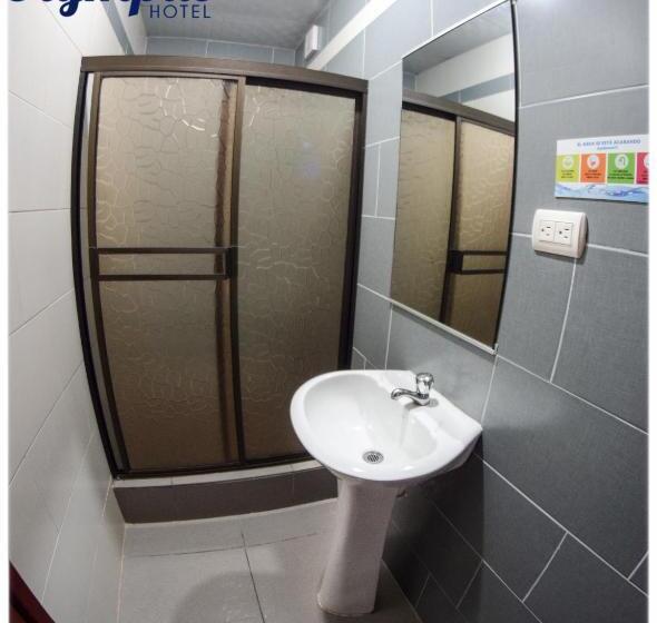 이코노이 4인룸, Olympus