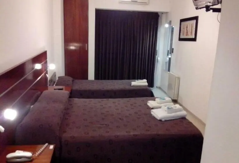 Standard Kolmen Hengen Huone, Ritz