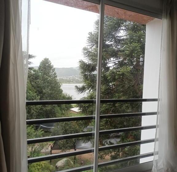 اتاق راحتی سه تخته, Tagore Suites