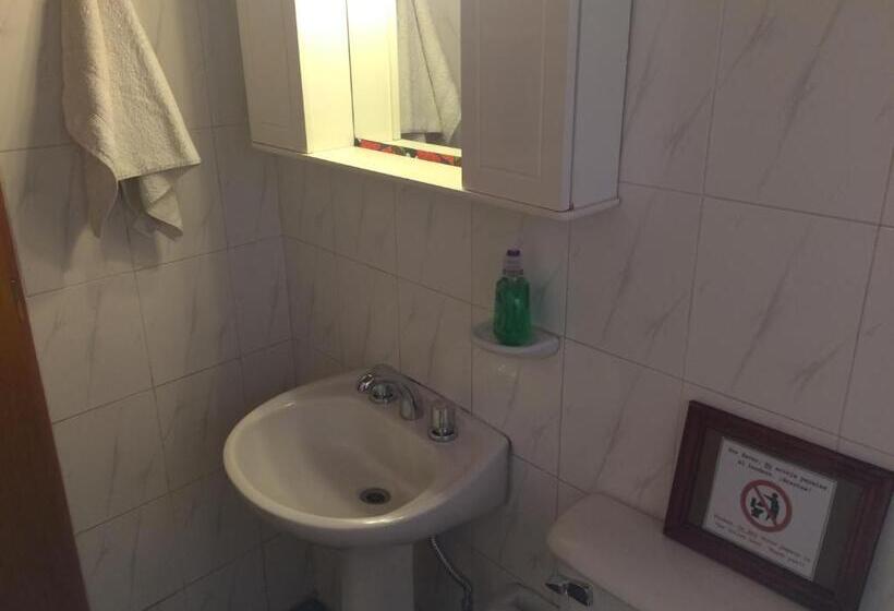 غرفة قياسية, Silvercord B&b