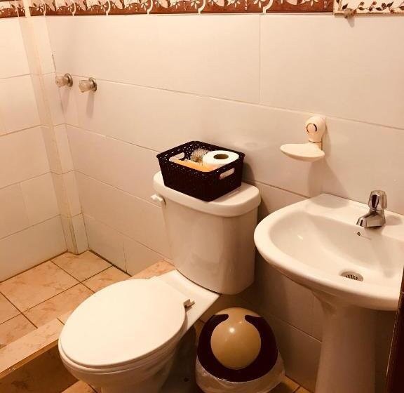 Четырехместный Номер Стандарт, Hostal & Spa Casa Real