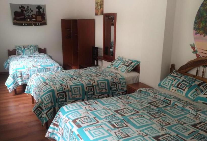 Четырехместный Номер Стандарт, Hostal & Spa Casa Real