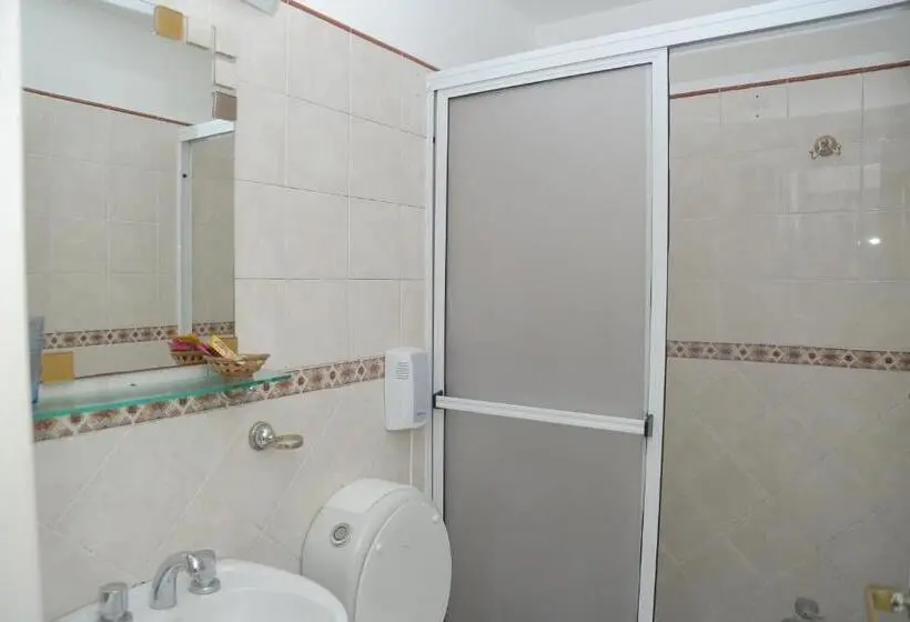 スタンダードルーム, Bernie S Bed & Breakfast , A 3 Kilometros Del Aerop Ezeiza, Van ,in Out, Free Ezeiza Airport