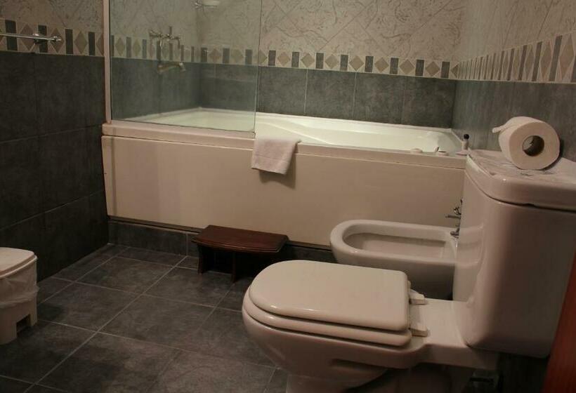 غرفة قياسية, Arenas