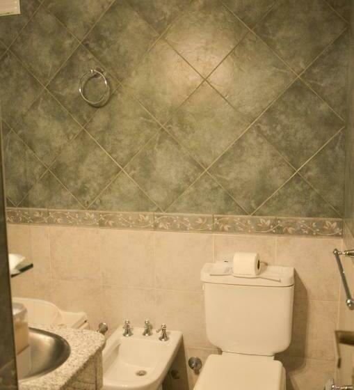 غرفة كلاسيكية رباعية, Arenas