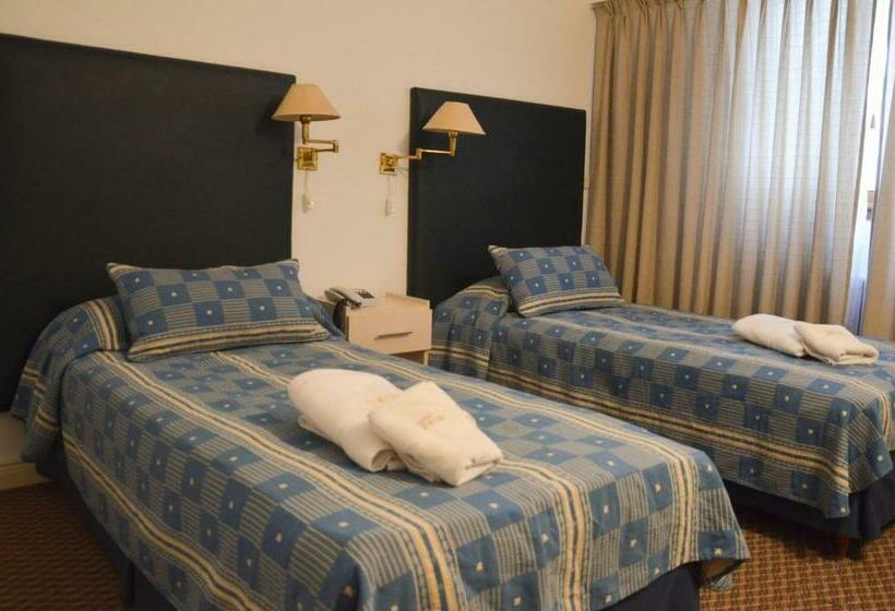 غرفة كلاسيكية رباعية, Arenas