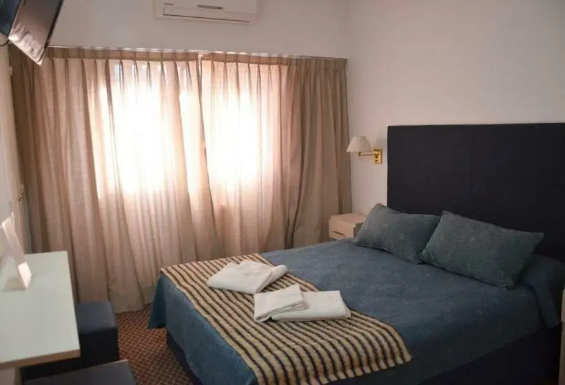 اتاق کلاسیک چهارنفره, Arenas