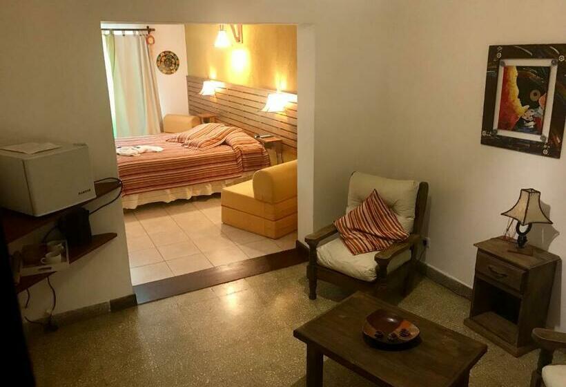 Deluxe Rum, Complejo Najul Suites Solo Adultos