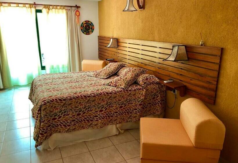 Deluxe Rum, Complejo Najul Suites Solo Adultos