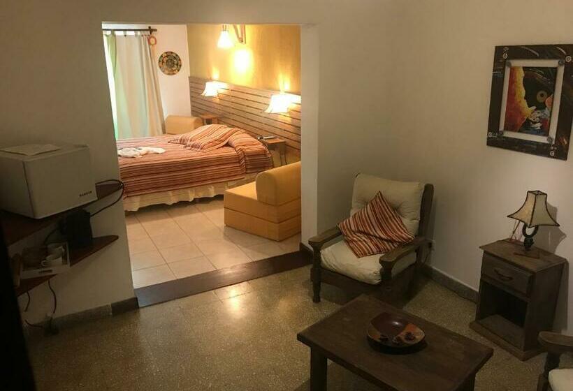 Deluxe Rum, Complejo Najul Suites Solo Adultos