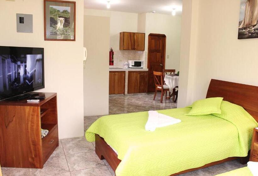 اتاق سوپریور چهار تخته, Del Sol Galapagos