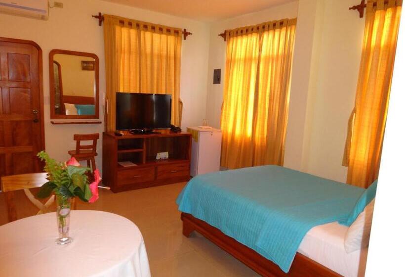 اتاق یک تخته با تراس, Del Sol Galapagos