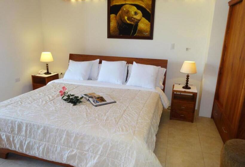 اتاق سوپریور با تخت بزرگ, Del Sol Galapagos
