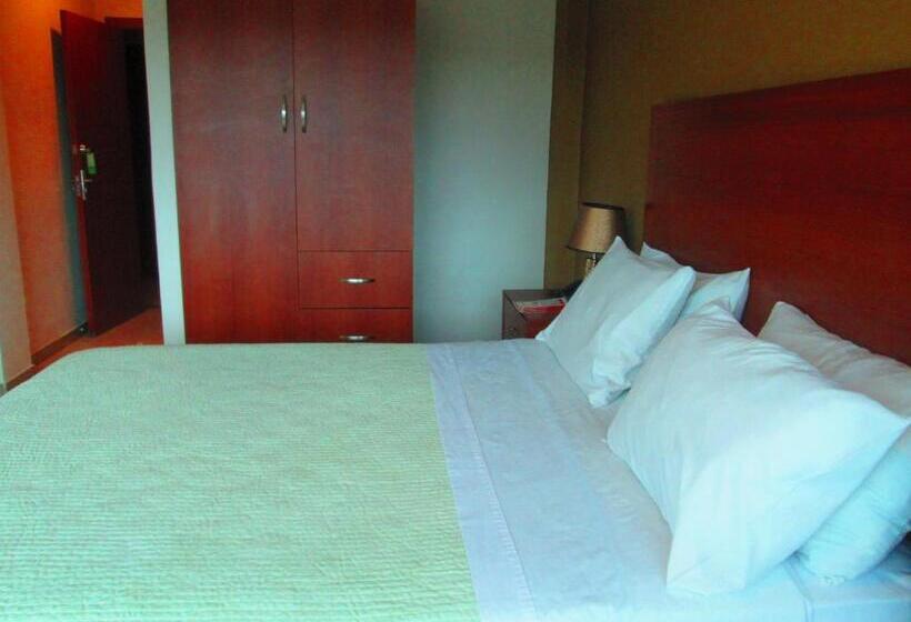 Quarto Estandar Individual, Garzota Inn