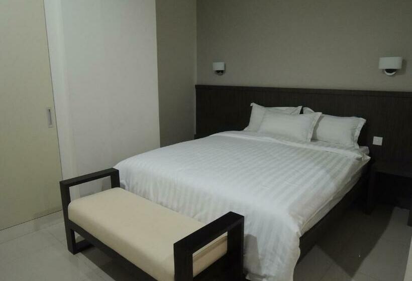 Deluxe Room, Harlys Residence