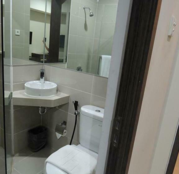 Deluxe Room, Harlys Residence