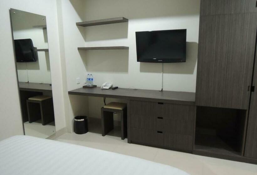 Deluxe Room, Harlys Residence