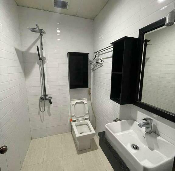 اتاق استاندارد, Laurel