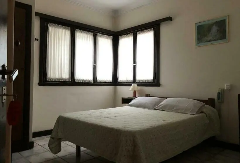 Standard-huone, Mar Y Mar