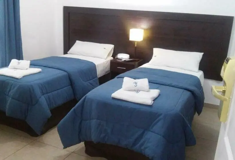 Standard Kolmen Hengen Huone, Morada Suites
