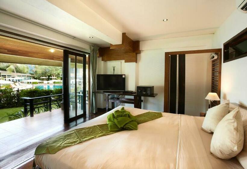 Номер Стандарт, Resolution Resort