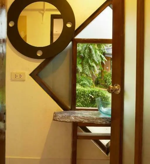 اتاق استاندارد, Resolution Resort