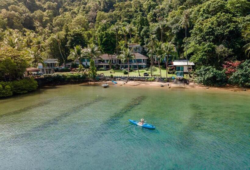 Номер Стандарт Вид на Сад, Resolution Resort