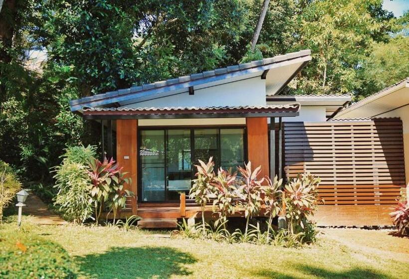 Номер Deluxe, Resolution Resort