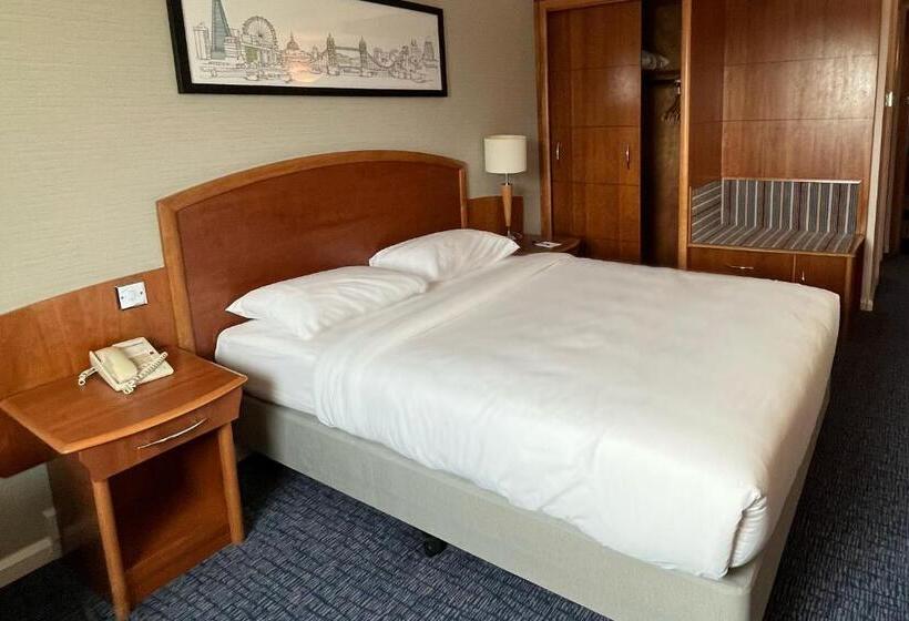 Номер Стандарт, B&b Hotel London Heathrow