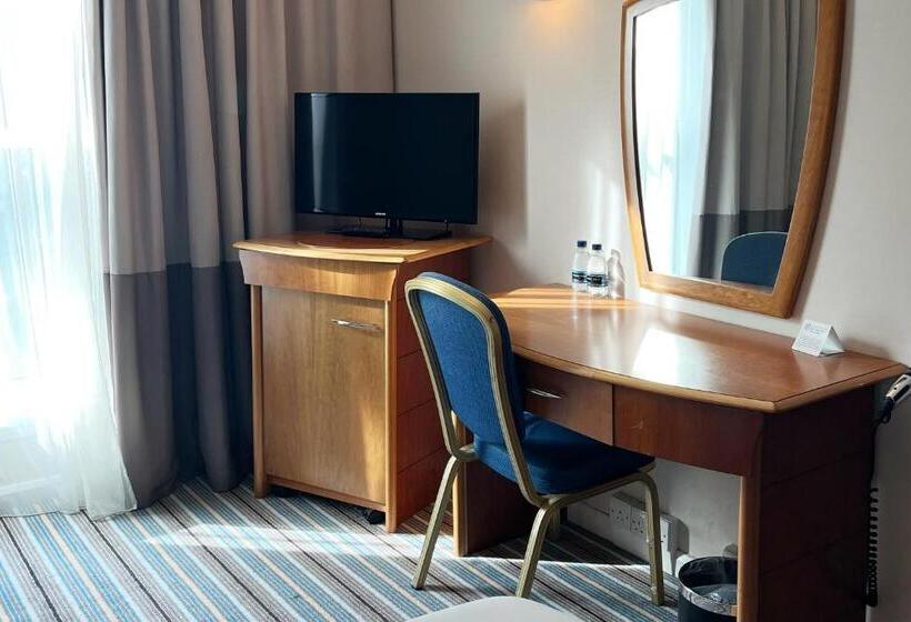 Номер Стандарт, B&b Hotel London Heathrow
